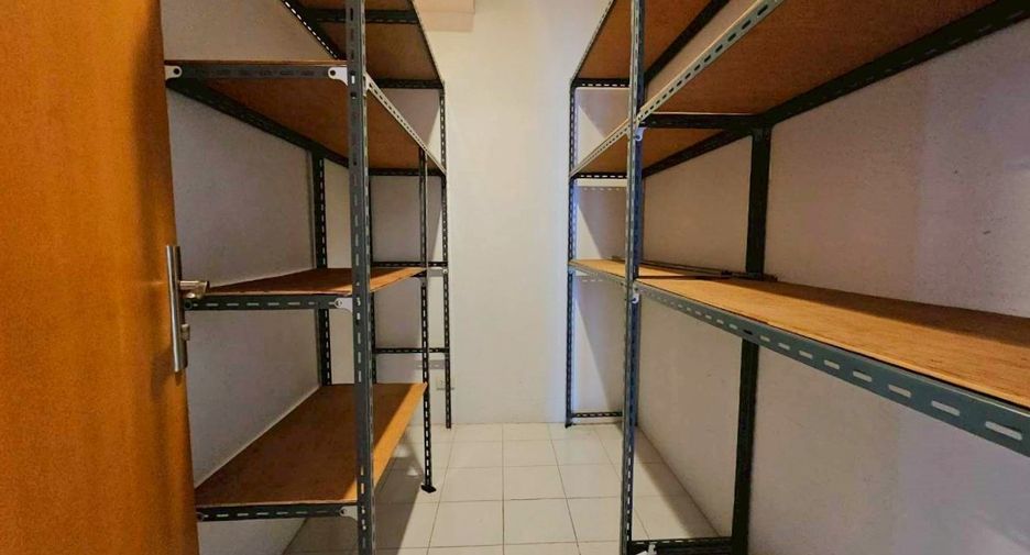 Wohnung zur Miete mit 4 Zimmer in Watthana, Bangkok
