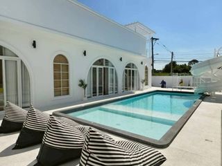 Casa en venta de 5 habitaciones en Bang Lamung, Chonburi