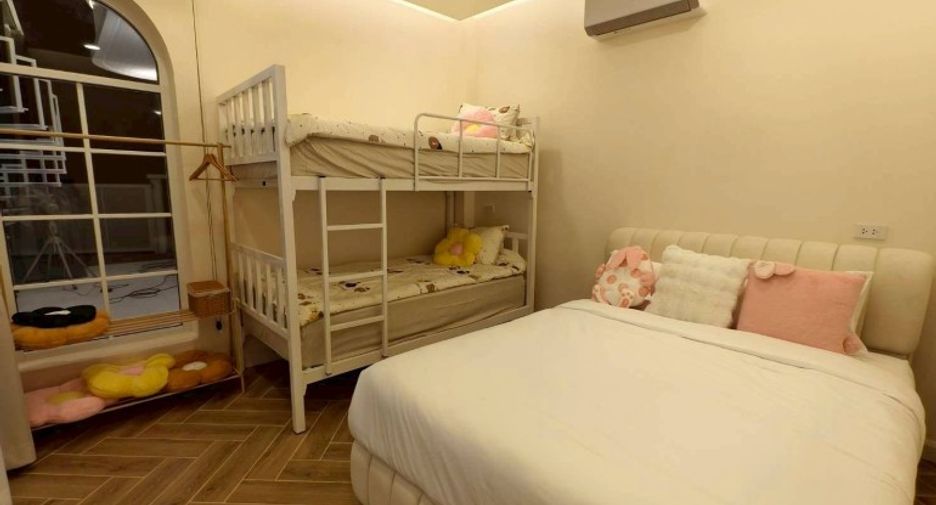 Casa en venta de 5 habitaciones en Bang Lamung, Chonburi