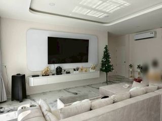 Casa en venta de 5 habitaciones en Bang Lamung, Chonburi