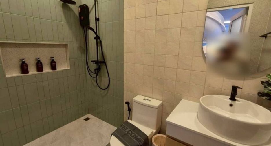 Casa en venta de 5 habitaciones en Bang Lamung, Chonburi