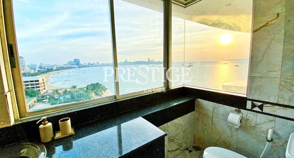 For sale 3 bedrooms condo in Bang Lamung, Chonburi