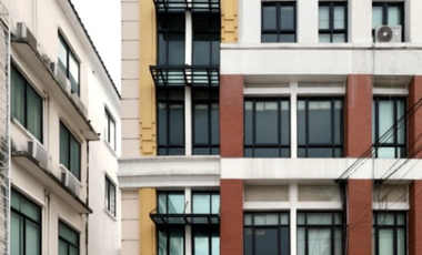 For sale 3 bedrooms townhouse in Bang Na, Bangkok