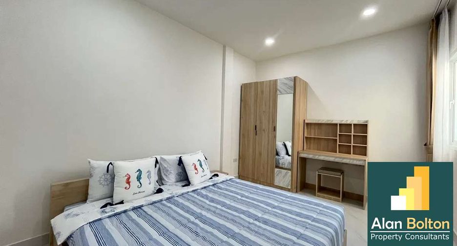 Casa adosada en venta de 2 habitaciones en East Pattaya, Pattaya