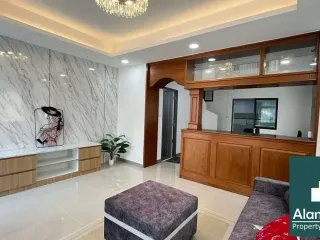 Casa adosada en venta de 3 habitaciones en Bang Lamung, Chonburi