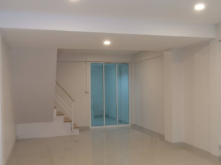 For sale 2 bedrooms townhouse in Lam Luk Ka, Pathum Thani