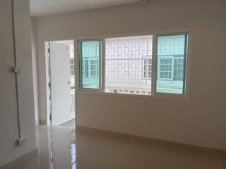 For sale 2 bedrooms townhouse in Lam Luk Ka, Pathum Thani