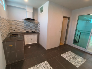 Casa adosada en venta de 3 habitaciones en Bang Bua Thong, Nonthaburi