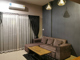 Reihenhaus zur Miete mit 3 Zimmer in Wang Thonglang, Bangkok