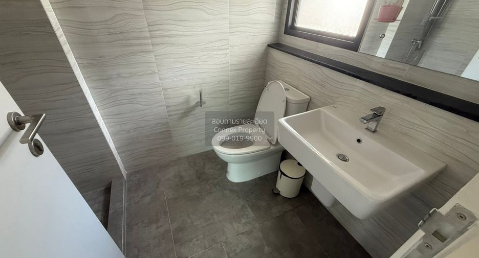 For sale 5 bedrooms house in Pak Kret, Nonthaburi