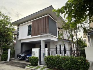 For sale 5 bedrooms house in Pak Kret, Nonthaburi