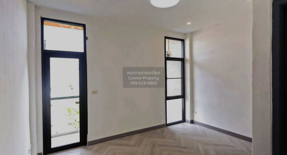 Reihenhaus zum Kauf mit 4 Zimmer in Wang Thonglang, Bangkok