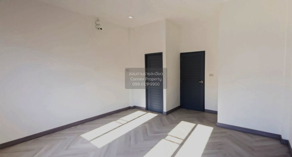 Reihenhaus zum Kauf mit 4 Zimmer in Wang Thonglang, Bangkok