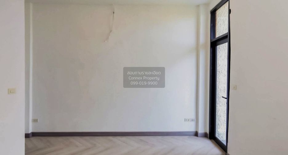 Reihenhaus zum Kauf mit 4 Zimmer in Wang Thonglang, Bangkok