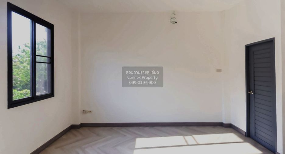 Reihenhaus zum Kauf mit 4 Zimmer in Wang Thonglang, Bangkok
