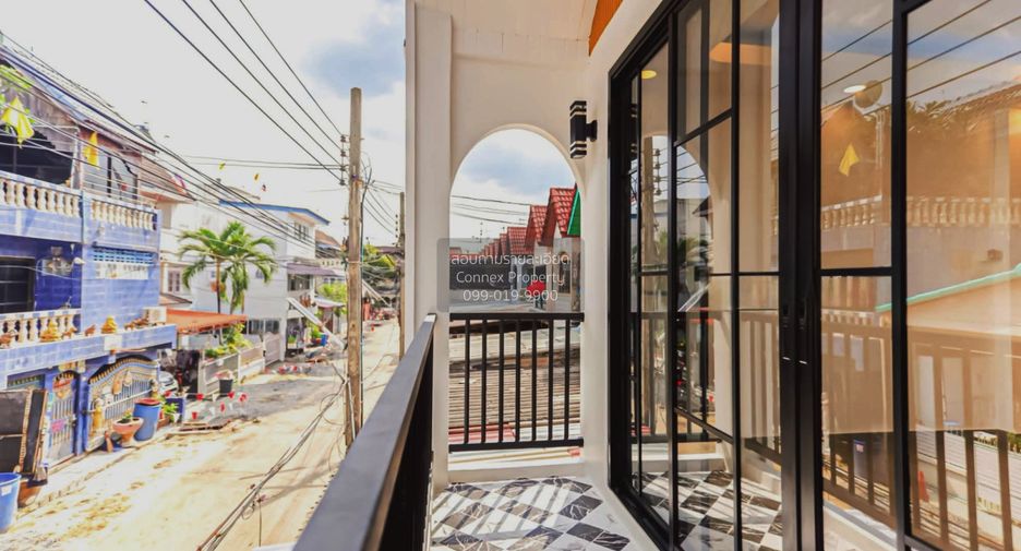 For sale 2 bedrooms townhouse in Lat Phrao, Bangkok