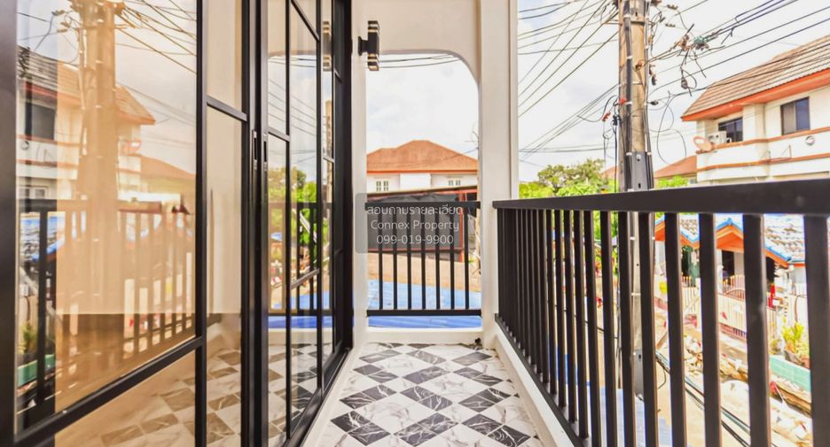 For sale 2 bedrooms townhouse in Lat Phrao, Bangkok