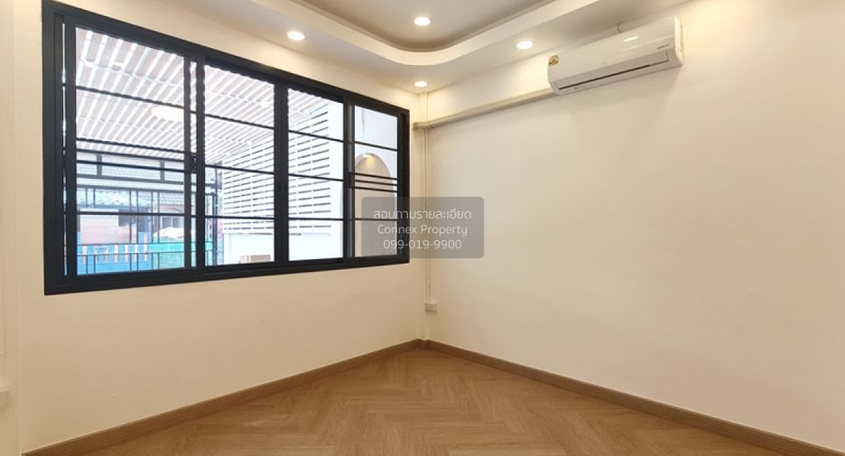 For sale 2 bedrooms townhouse in Bueng Kum, Bangkok
