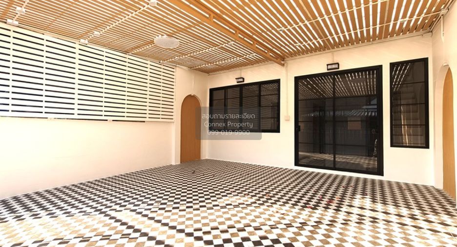 For sale 2 bedrooms townhouse in Bueng Kum, Bangkok