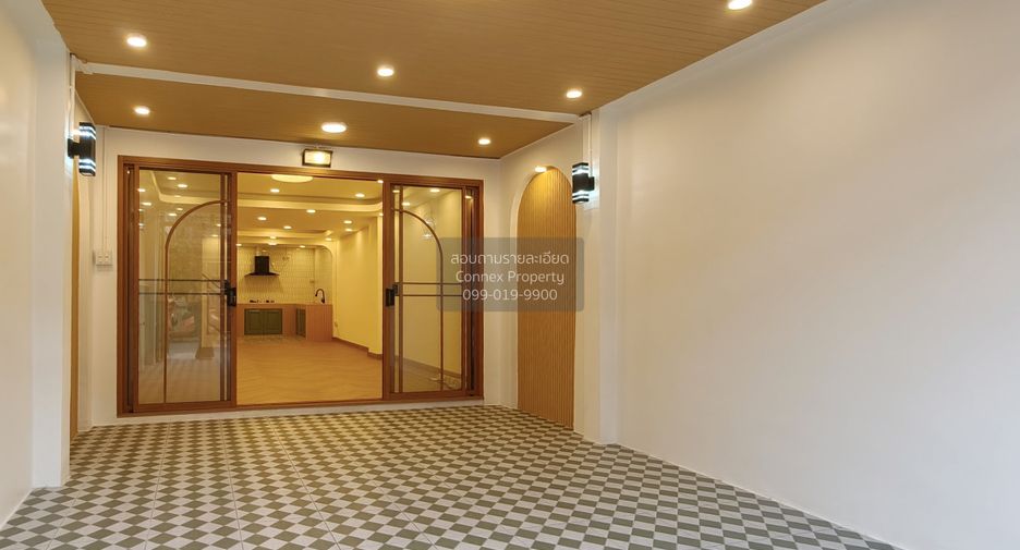 Reihenhaus zum Kauf mit 2 Zimmer in Wang Thonglang, Bangkok