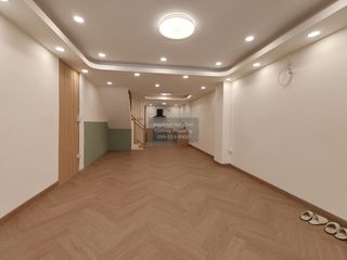 For sale 2 bedrooms townhouse in Wang Thonglang, Bangkok