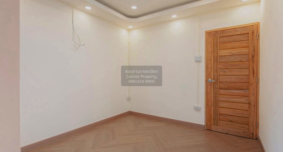 Reihenhaus zum Kauf mit 2 Zimmer in Wang Thonglang, Bangkok