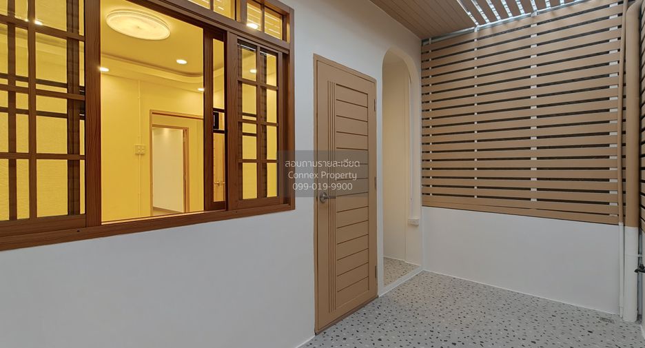 Reihenhaus zum Kauf mit 2 Zimmer in Wang Thonglang, Bangkok