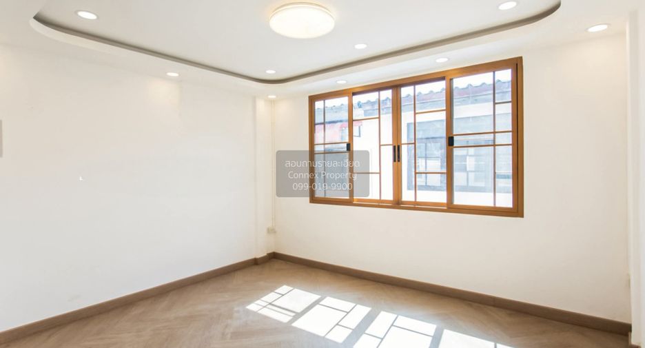 For sale 2 bedrooms townhouse in Bueng Kum, Bangkok