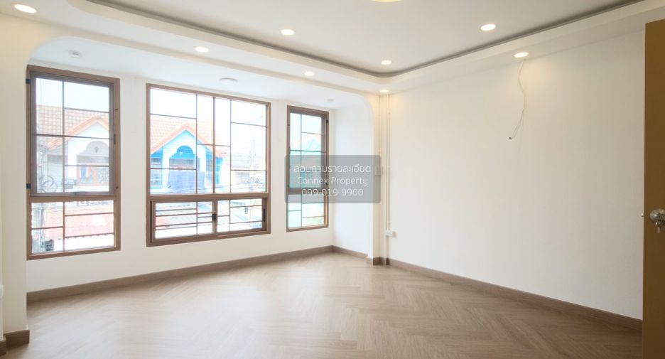 For sale 2 bedrooms townhouse in Bueng Kum, Bangkok