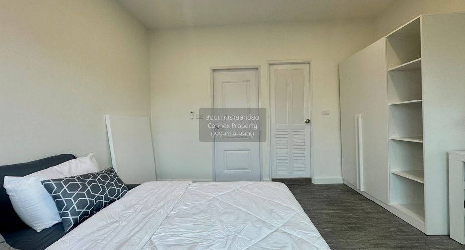 For sale 2 bedrooms townhouse in Lat Phrao, Bangkok