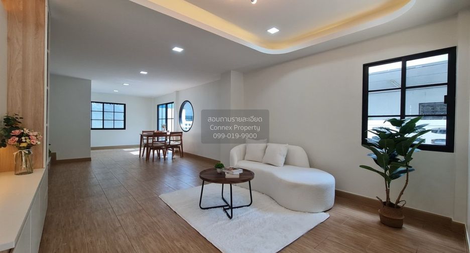 For sale 5 bedrooms house in Bueng Kum, Bangkok