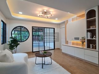 For sale 5 bedrooms house in Bueng Kum, Bangkok