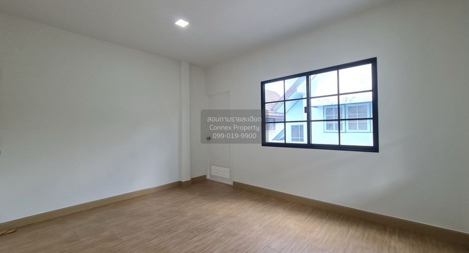 For sale 5 bedrooms house in Bueng Kum, Bangkok