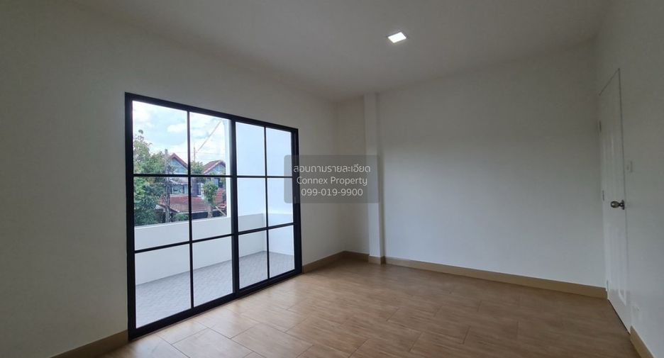 For sale 5 bedrooms house in Bueng Kum, Bangkok