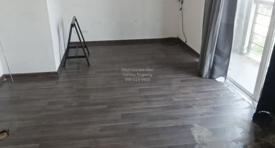 Casa adosada en venta de 3 habitaciones en Prawet, Bangkok