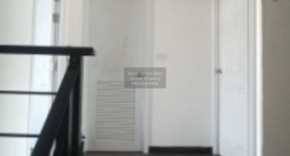 Casa adosada en venta de 3 habitaciones en Prawet, Bangkok