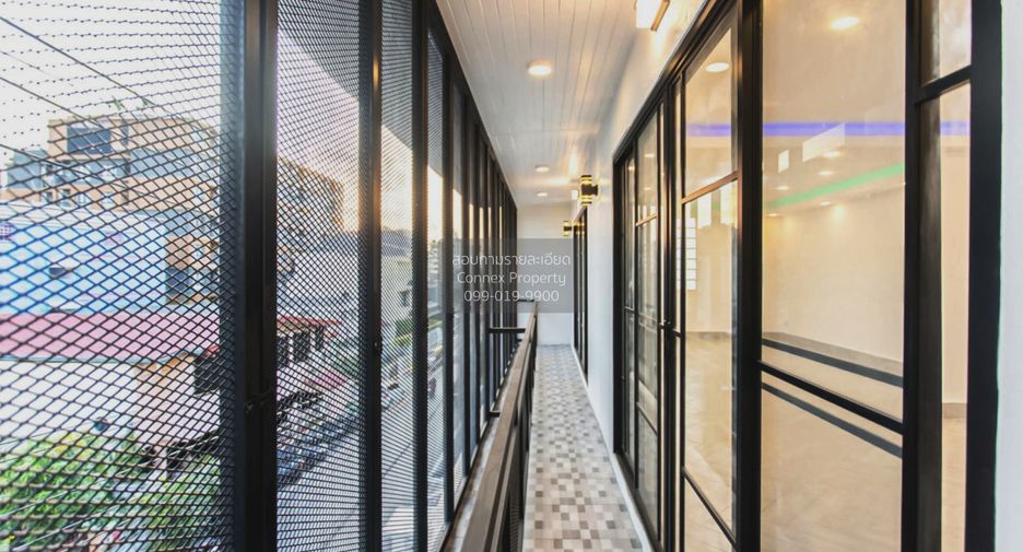 Büro zum Kauf mit 7 Zimmer in Huai Khwang, Bangkok