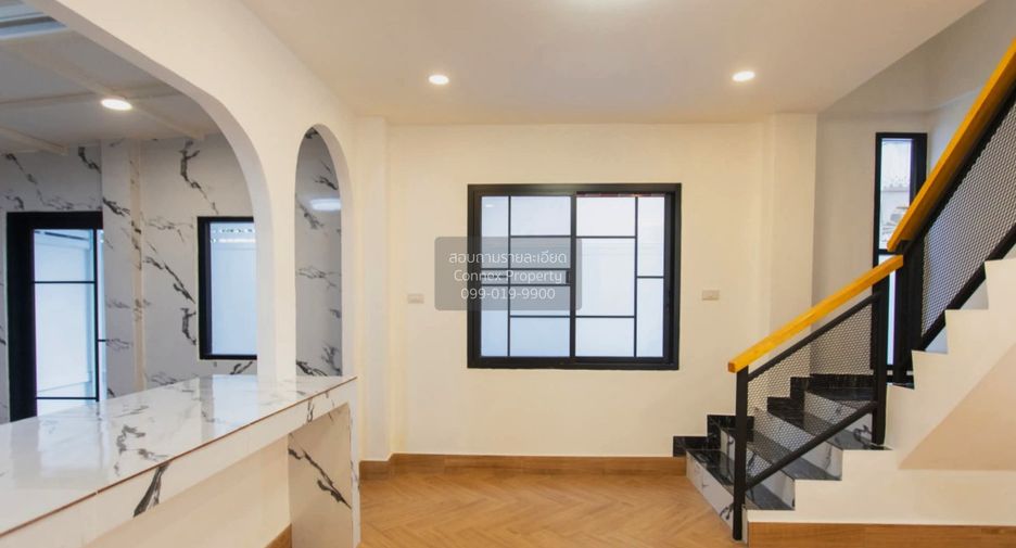 Büro zum Kauf mit 7 Zimmer in Huai Khwang, Bangkok