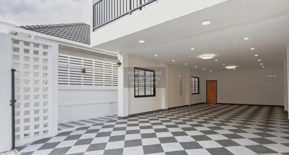 Büro zum Kauf mit 7 Zimmer in Huai Khwang, Bangkok