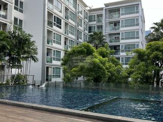 For sale 1 bed condo in Phra Khanong, Bangkok