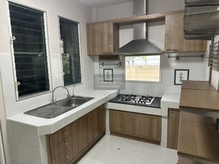 For sale 3 bedrooms house in Phasi Charoen, Bangkok