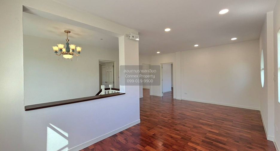 For sale 4 bedrooms house in Bang Khen, Bangkok