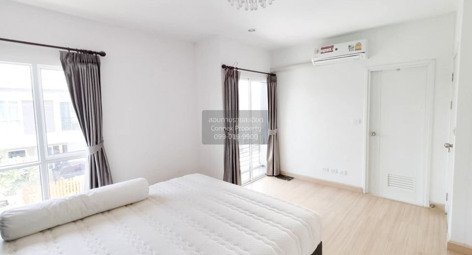 For sale 2 bedrooms townhouse in Mueang Pathum Thani, Pathum Thani