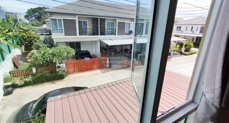 For sale 2 bedrooms townhouse in Mueang Pathum Thani, Pathum Thani
