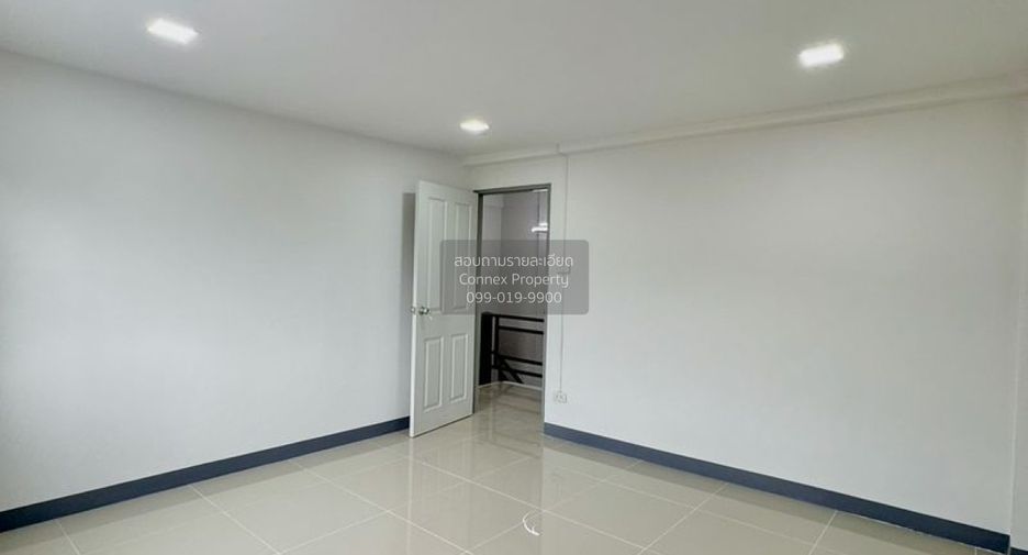Reihenhaus zum Kauf mit 4 Zimmer in Bang Bua Thong, Nonthaburi