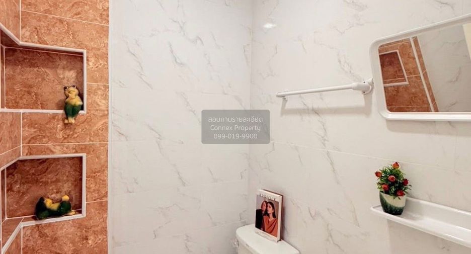 For sale 2 bedrooms townhouse in Lat Krabang, Bangkok