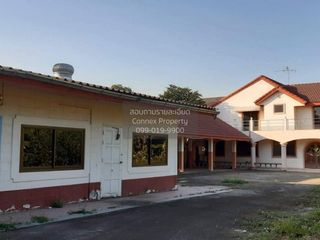 For sale 4 bedrooms house in Khlong Sam Wa, Bangkok
