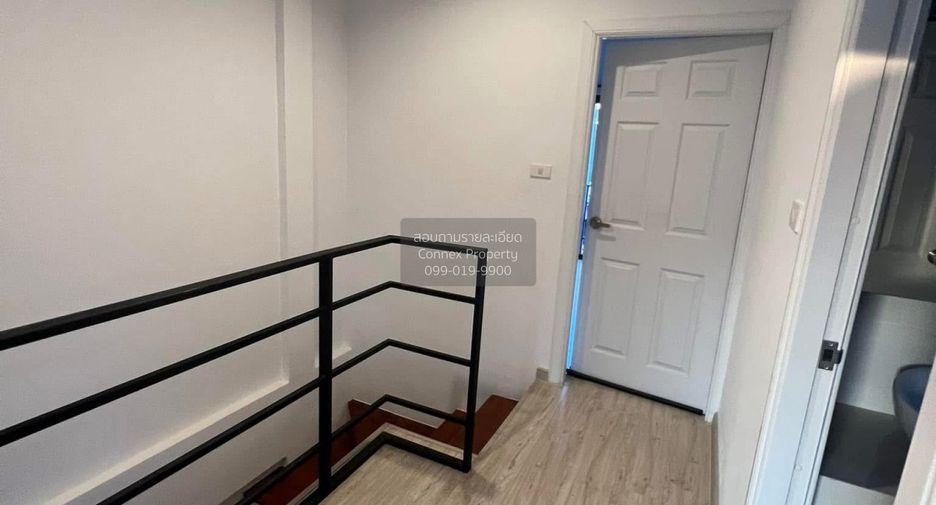 For sale 3 ベッドルーム townhouse in Krathum Baen, Samut Sakhon