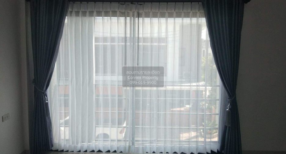 For sale 3 ベッドルーム townhouse in Krathum Baen, Samut Sakhon