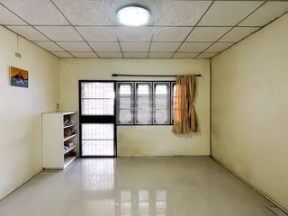 For sale 3 bedrooms townhouse in Nong Khaem, Bangkok